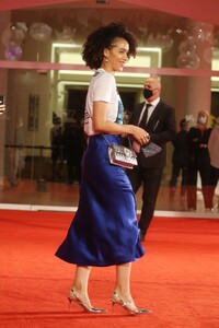 nathalie-emmanuel-revenge-room-red-carpet-at-the-77th-venice-film-festival-6.jpg