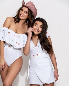 orza_luxury_swimwear_paris_95567713_270685180764470_201260984468985219_n.jpg