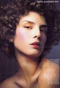 pliliana66.thumb.jpg.7e851948738063a6abd82c3fce9da7fa.jpg