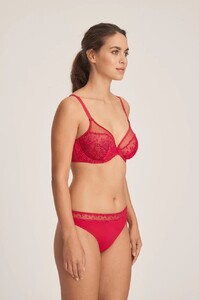 primadonna_twist-lingerie-underwired_bra-1919-0141807-red-2_3504521__16891.1568058594.thumb.jpg.f77bd90caed86da904cacd59d2ce13bb.jpg