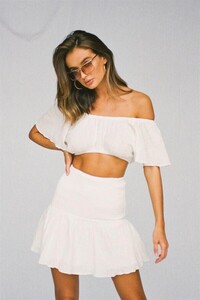 sets-bambi-top-4_720x.thumb.jpg.2622a899d58e54457d644e17e2bc57b3.jpg