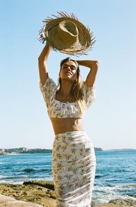 sets-kenna-top---floral-2_720x.jpg