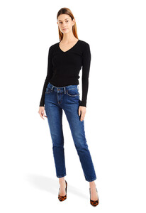 sweater_blk_vneck_0611---use-as-full-body.jpg