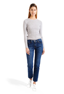 sweater_grey_crew_0477---use-as-full-body.jpg