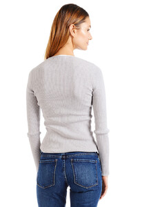 sweater_grey_crew_0496.jpg