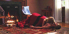 titanic-thenotebook-parallels-16.gif.f90145ba111afa15cafeb7ae2f5ae933.gif