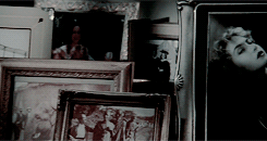 titanic-thenotebook-parallels-31.gif.9643e58b669d0db12f406796d3292297.gif
