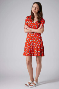 topshop-red-tall-pansy-floral-dress-product-1-19242405-1-917295671-normal.jpeg