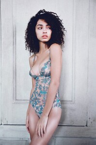 va-bien-atelier-midnight-garden-bodysuit-3-679x1024.jpg