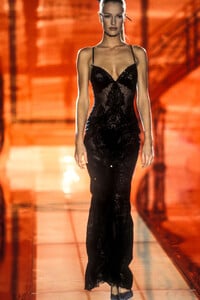 versace-hc-ss-1996-2.thumb.jpg.7ed23e0cc5cc94d29ee09d6b09a0dee3.jpg