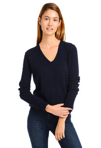 vneck_navy_0239.jpg