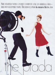 von_Unwerth_US_Vogue_August_1995_01.thumb.jpg.6514439cc54a64d2e1d3ee91df8973f9.jpg