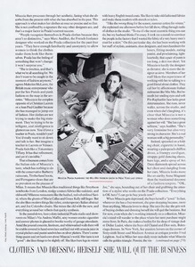 von_Unwerth_US_Vogue_August_1995_06.thumb.jpg.9d53f61eee8bfb2ef8b6fa1cbe9b4c78.jpg