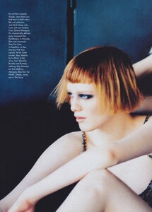 von_Unwerth_US_Vogue_July_1997_05.thumb.jpg.1e7d5cf787634dcc5f875f3617b0a8bf.jpg