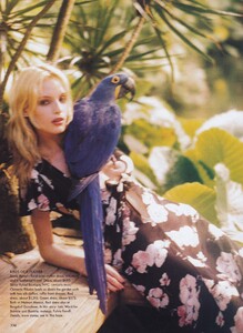 von_Unwerth_US_Vogue_May_1997_09.thumb.jpg.44285438c9d4a5d9d1a71142ddf75c6f.jpg