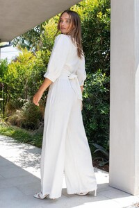 white-get-in-linen-tailored-wide-leg-pants.jpg