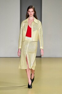 00003-SALVATORE-FERRAGAMO-RTW-Spring-21-credit-BRAND.thumb.jpg.c3b451e140c0570f065a09e48462a261.jpg