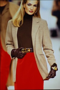 1008264235_hermes-fw-1991(3).thumb.jpg.482a777d322de9e4b3bcdb61c94fe2b3.jpg