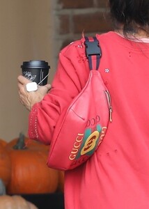        bur091020BZNimage128.jpg