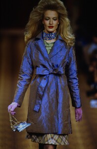 1147583308_ChristianLacroixHauteCoutureFall1994(7).thumb.jpg.491a62b9b93c4ecafc4775e2aaa4bc0e.jpg