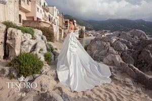 Perfect wedding dresses Tesoro - 2020-10-07T030417.573.jpg