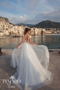 Perfect wedding dresses Tesoro (35).jpg