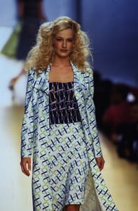 1285948120_NicoleMillerSpring1997(6).thumb.jpg.900c8aa34b86f2ae85b972ce727c8a31.jpg