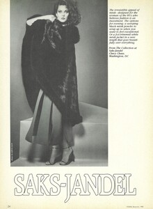 1332787639_VOGUEUSDec198001.thumb.jpg.c73c49ab2ea477ca6b06285f53347233.jpg