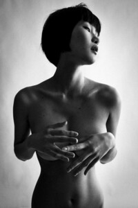 1338385682_MikiHamano_TJHuff-TheExhumist(2).thumb.jpg.7d6f991a1a0231830cbe300767fe0132.jpg