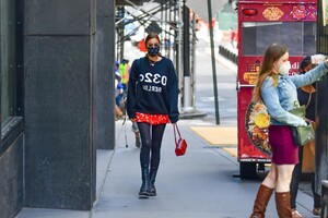       sha061020BZNimage136.jpg