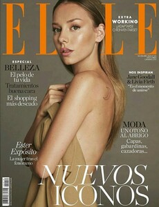 Elle Spain 1120.jpg