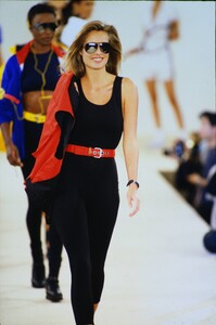 1580167982_RalphLaurenSpring1994(23).thumb.jpg.364577bb72f1b8ebde4ea52bd2caa64e.jpg