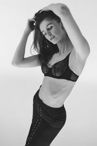 1607824183_SonjaSensualonBehance(18).thumb.jpg.7d62dd5187e963d5137f1bf5dd6f52c8.jpg