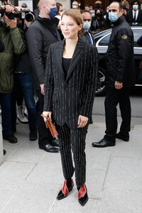 sey071020BZNimage102.jpg