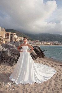 Perfect wedding dresses Tesoro - 2020-10-07T030401.216.jpg