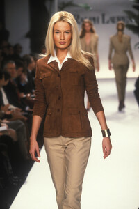 1880340304_RalphLaurenSpring19976.thumb.jpg.81e883ac24e477708389216c3c594b55.jpg