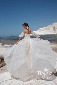 Perfect wedding dresses Tesoro - 2020-10-07T031041.758.jpg