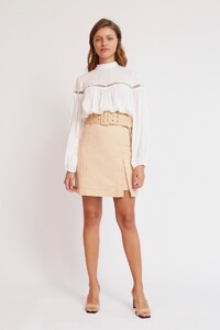 202003050_lattice_ls_top_050-ivory_202003139_cara_skirt_102-bone_g_39999.jpg