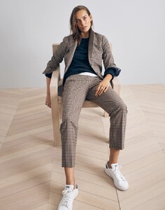 202010_1007_w_blazer_img10.jpg