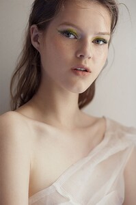 Angelina Artemieva 953679-800w.jpg