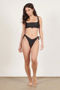 2black-so-solid-bikini-set@2x.jpg