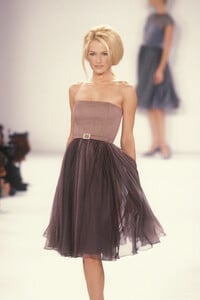 356220072_IsaacMizrahi1996WomenRTW39.thumb.jpg.e32c0bb7ad5381998da1de3bc1c62941.jpg