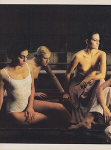 450133234_VOGUEUSMar198607.thumb.jpg.d68368cc6083f0c99b13d188c2f8a19b.jpg