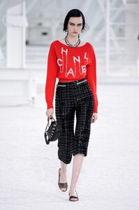 Sofia Steinberg Chanel Spring 2021 RTW MFW 1.jpg