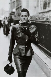 loewe #1990--.jpg