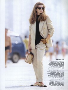 549551118_Maser_US_Vogue_May1989_06.thumb.jpg.dc5b5509880a0b0f40b26013ee0d16f4.jpg