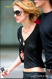 59379113884899_keira_knightley_keira_knightley_ocwwrwc.sized.jpg
