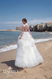 Perfect wedding dresses Tesoro - 2020-10-07T030329.423.jpg