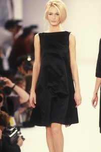 693883535_IsaacMizrahi1996WomenRTW2.thumb.jpg.527b702aee9dda94a65226ee9e8732f2.jpg