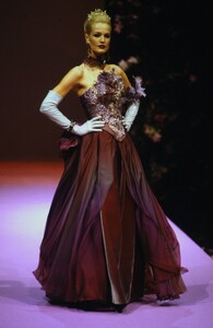 Christian Lacroix Couture Fall 1995 (31).jpg